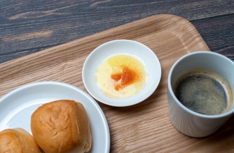 昼から夜まで広がる多彩なメニュー